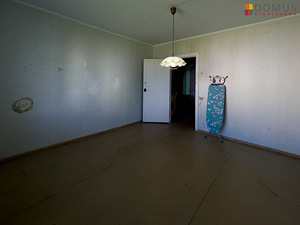 Kangelaste prospekt 44, Pähklimäe, Narva, Ida-Virumaa (6 foto / 10)