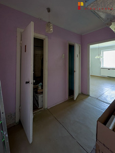 Kangelaste prospekt 44, Pähklimäe, Narva, Ida-Virumaa (10 foto / 10)