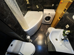 Kangelaste prospekt 53, Pähklimäe, Narva, Ida-Virumaa (10 foto / 10)