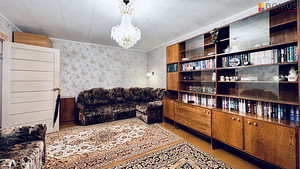 Kangelaste prospekt 9, Pähklimäe, Narva, Ida-Virumaa (8 foto / 10)