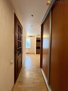 Kangelaste prospekt 27, Pähklimäe, Narva, Ida-Virumaa (4 foto / 10)