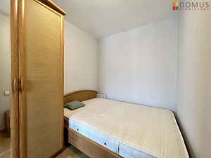 Kangelaste prospekt 27, Pähklimäe, Narva, Ida-Virumaa (8 foto / 10)