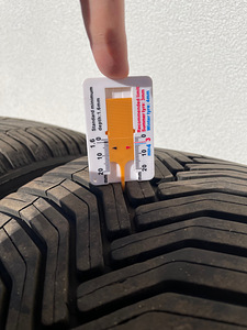 MICHELIN CROSSCLIMATE 225/55R18 102V XL (2 foto / 3)