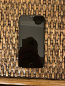 Яблоко iPhone 7 Plus Черный (1 фото из 2)