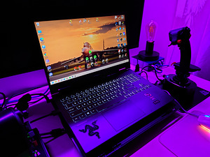 HP OMEN 15-EN0037NA (1 foto / 4)