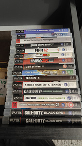 Playstation 3 500GB + 16 игр (1 фото из 4)