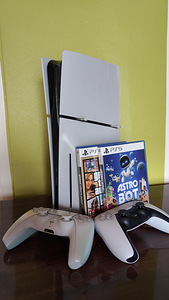 Playstation 5 диск 1TB, 2 пульта, 2 игры (1 фото из 2)