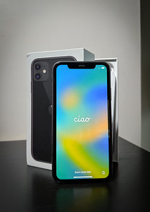 iPhone 11 128 GB, Black (1 foto / 4)