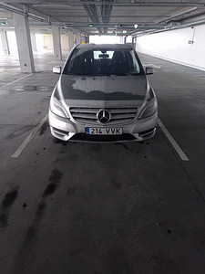 Mercedes benz b180 (1 foto / 6)