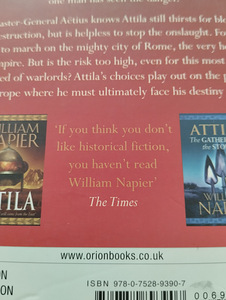 E.L.James Grey ja Attila inglise keeles (5 foto / 8)