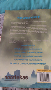 Veronica Roth Lahkulööja ja Mässaja. (4 foto / 10)
