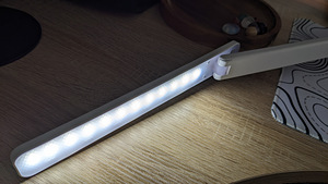 LED-lamp õpilastele (3-astmeline reguleerimine, UV-blokeerim (10 foto / 10)
