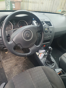 Renault Megane (6 фото из 10)