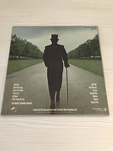 ELTON JOHN - A SINGLE MAN. (3 фото из 9)