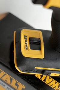DeWalt DCF887N 18V - 205Nm (3 фото из 3)