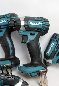 Akulöökkruvikeeraja Makita DTD152Z 18V (2 foto / 2)