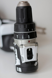 Akulööktrell Makita DHP484Z BL 18V (Valge eriversioon) (2 foto / 3)