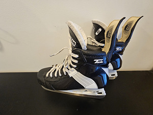 CCM Tacks 652 hokiuisud 8.5/44 (2 foto / 4)