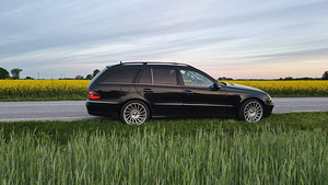 Mercedes Benz E320 (3 foto / 9)