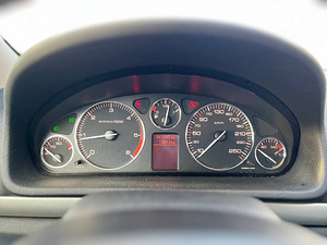 Peugeot 407 (3 фото из 11)