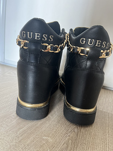 Naiste kingad guess (3 foto / 4)
