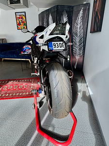 BMW S 1000 RR (5 foto / 10)