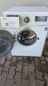 Pesumasin LG F1073ND 600x440x850 (2 foto / 3)