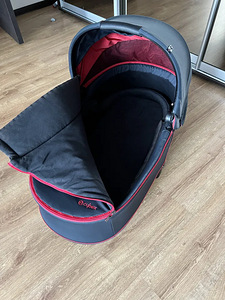 Коляска Cybex Priam Lux Scuderia Ferrari Victory Black (3 фото из 10)