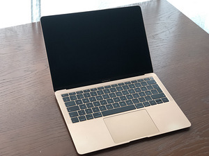 MacBook Air 13, Retina, 2018, 8GB RAM, 256GB SSD (1 foto / 6)