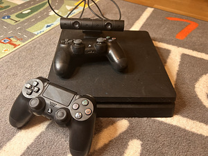 Sony PlayStation Slim 4 1TB (6 foto / 6)