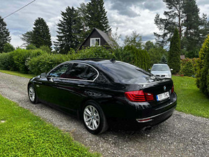 BMW f10 520d Full (3 foto / 15)