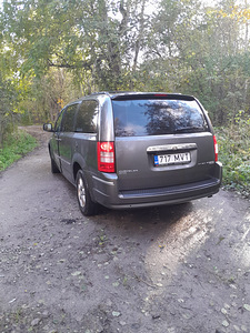Chrysler Grand Voyager 2.8 120kW (5 foto / 12)