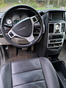 Chrysler Grand Voyager 2.8 120kW (8 foto / 12)