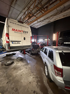 Autolukksepp / automehaanik / automehaanik (4 foto / 7)
