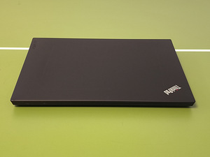 Lenovo Thinkpad T470/ I5-7300/ 12GB DDR4/ 384GB SSD/ FullHD (3 foto / 6)