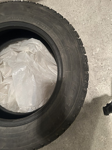 Yokohama Шины 195/65r15 (3 фото из 4)