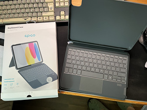 Kaaned, klaviatuur - Epico Keyboard Case for iPad Pro 11" (2 foto / 3)
