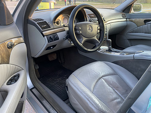 Mercedes-Benz w211 e280cdi 06a. (7 foto / 8)