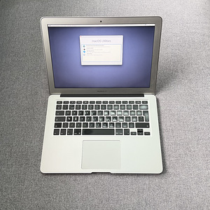MacBook Air 2014 13" - Core i5 1.4GHz / 4GB / 128GB SSD (1 foto / 1)