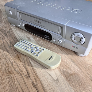 Philips VR570 VHS mängija (2 foto / 3)