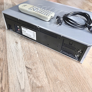 Philips VR570 VHS mängija (3 foto / 3)