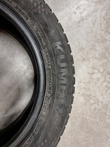 Kumho 205/55R16 (4 foto / 4)