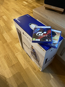 PS5 Playstation 5 Disc Edition + FIFA23 (1 foto / 1)