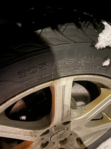 Veljed rehvidega 5x114.3 215/65 R16 Nissan X trail (3 foto / 4)