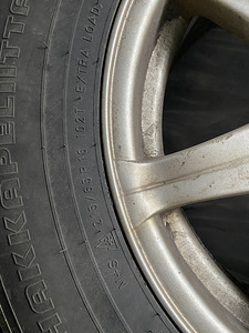 Veljed rehvidega 5x114.3 215/65 R16 Nissan X trail (4 foto / 4)
