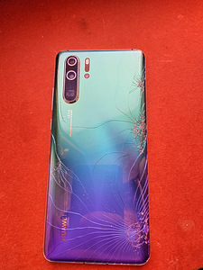 Huawei P30 Pro 128gb (2 foto / 3)