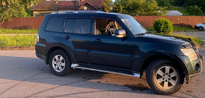 Mitsubishi Pajero 4, 2007 (3 фото из 4)