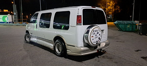 CHEVROLET EXPRESS EXPLORER (4 фото из 12)