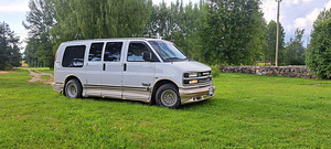 CHEVROLET EXPRESS EXPLORER (8 фото из 12)