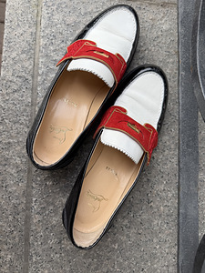 Kingad Christian Louboutin (1 foto / 3)
